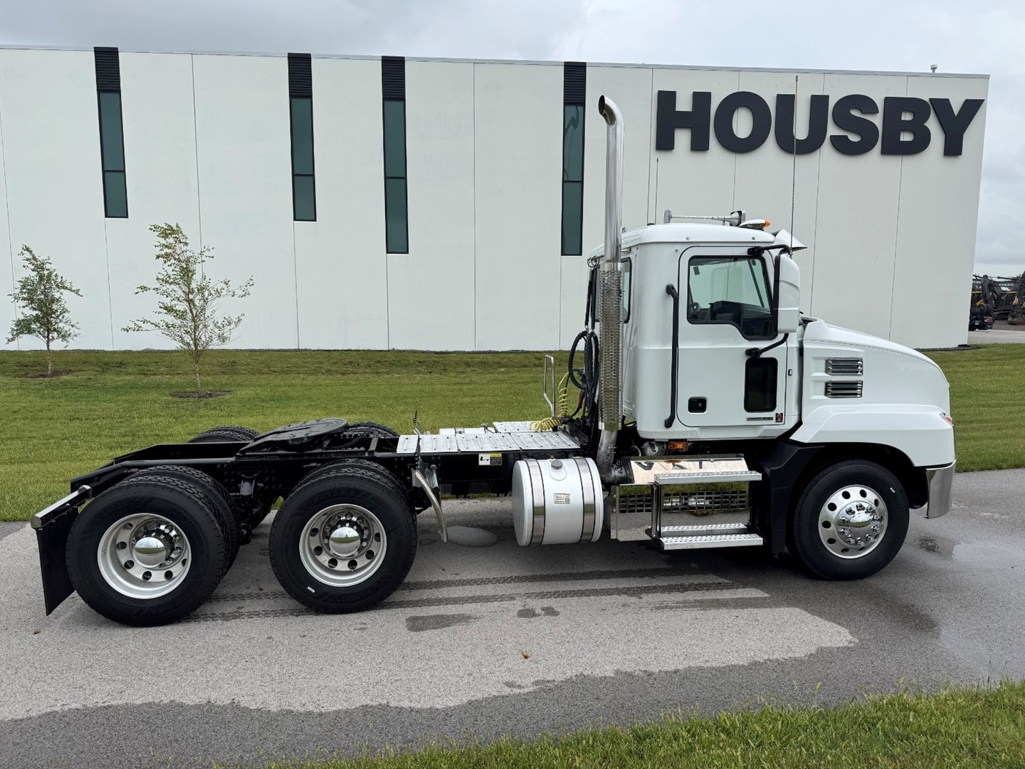 2022 Mack Anthem in Ankeny, IA — photo 7